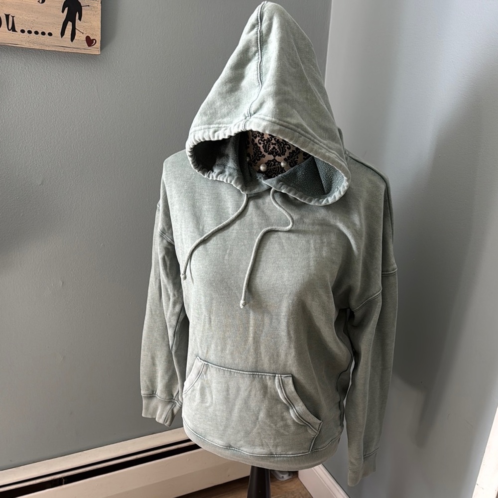 Green Hoodie Sweatshirt from Aero